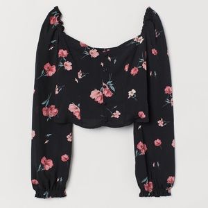 H&M Puff Sleeve Floral cropped Blouse Sweetheart